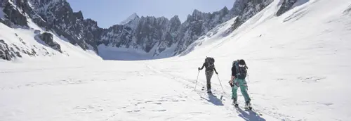 Finding The Line - Skiing down the icy face of fear