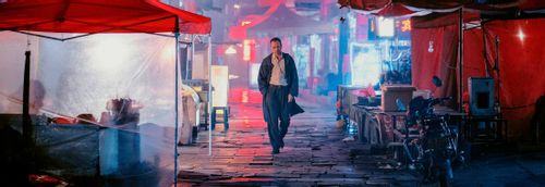 Long Day's Journey into Night - Art and technology meet in a dream-like film noir