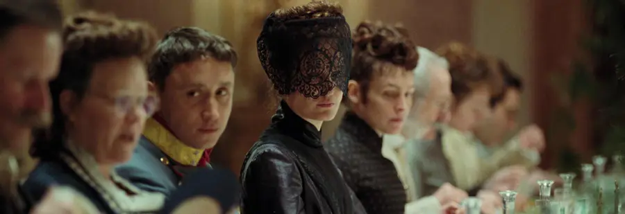 Corsage - Period biopic breathes new life into a constrained genre