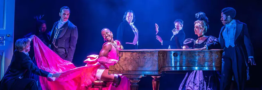 NT Live: The Importance of Being Earnest - A spirited yet confused production of a spirited yet confused play