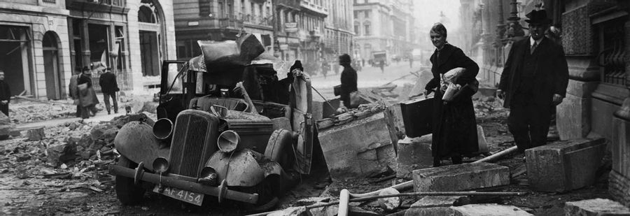 The World at War - The landmark documentary series restored in high definition