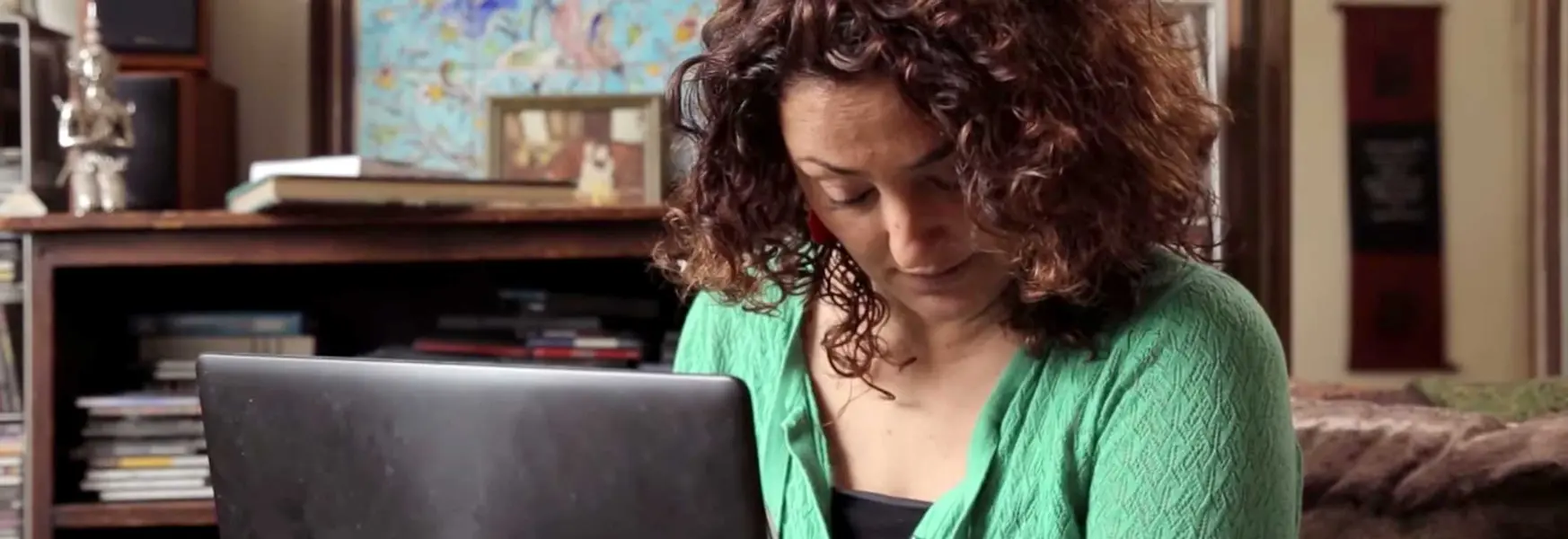 Finding Farideh - An emotional & moving documentary for Iran's Oscar submission