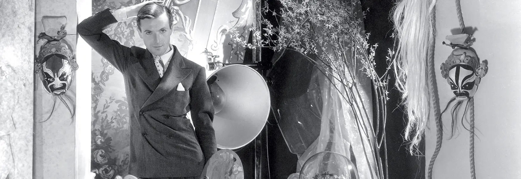 Love, Cecil - A playful portrait of a great twentieth century artist