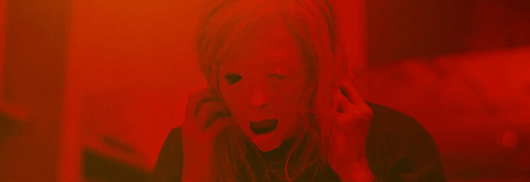 Possessor - Engrossingly gross Cronenbergian body horror