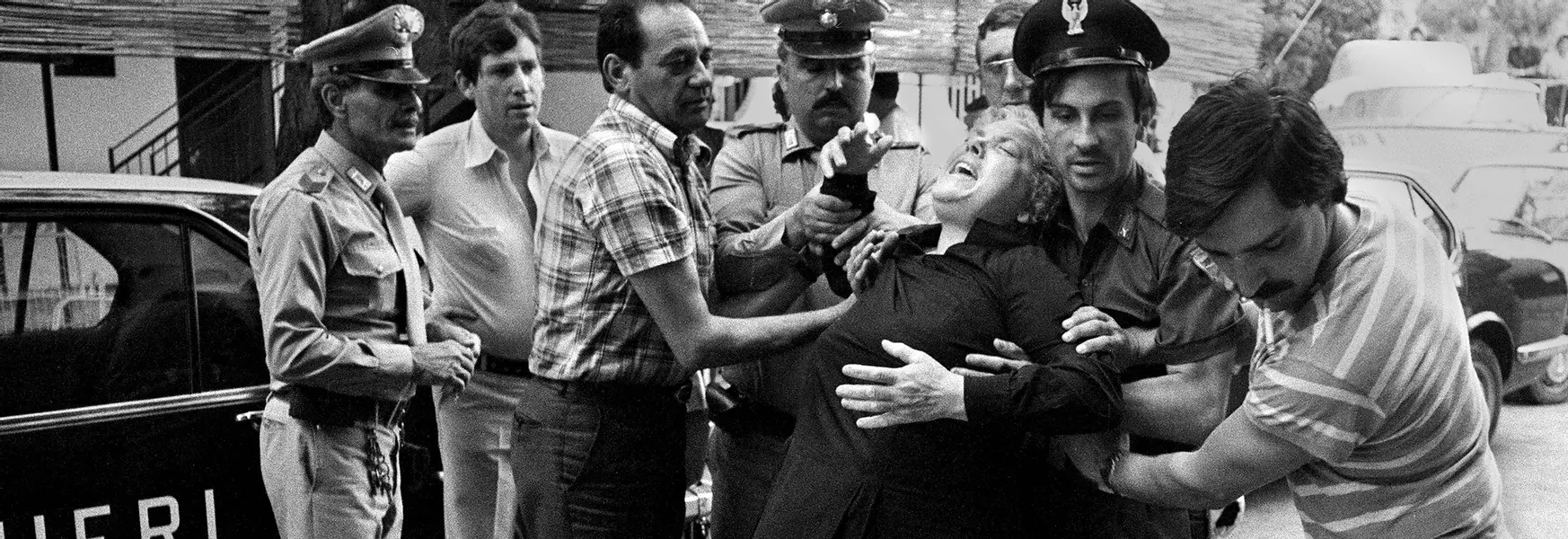 Shooting the Mafia - An interesting but unclear picture