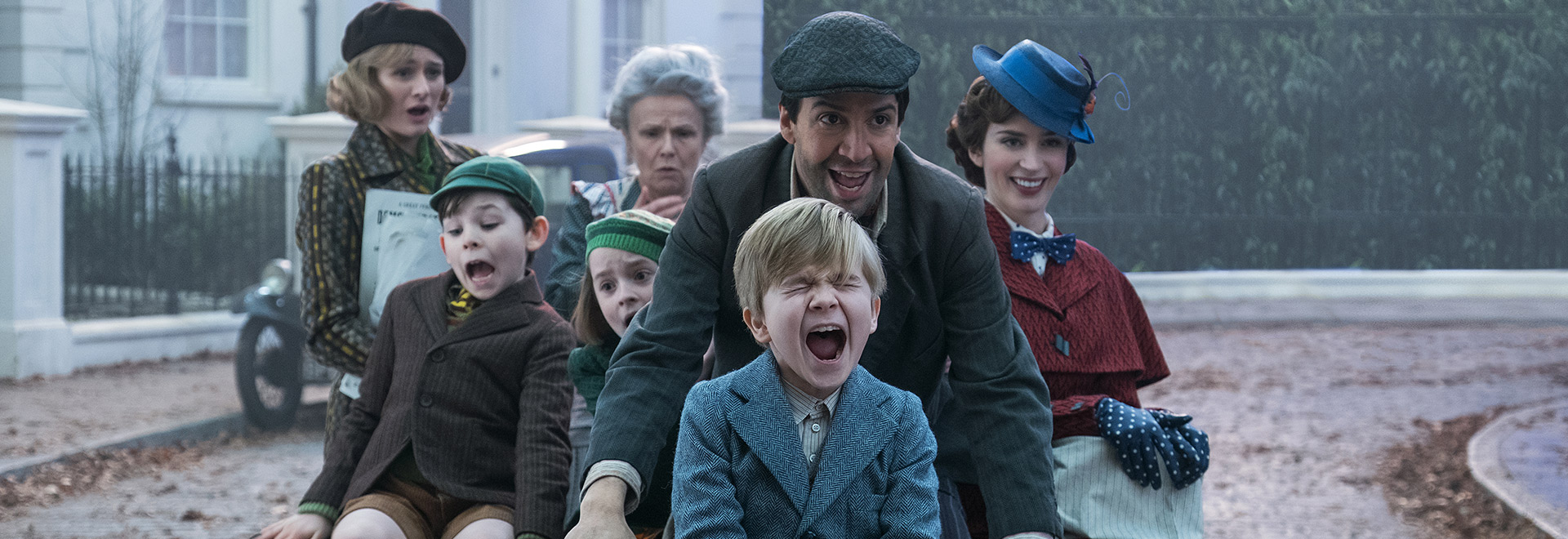 Mary Poppins Returns Review Supercalifragilisticexpialidocious Ish   Marypoppinsreturns 