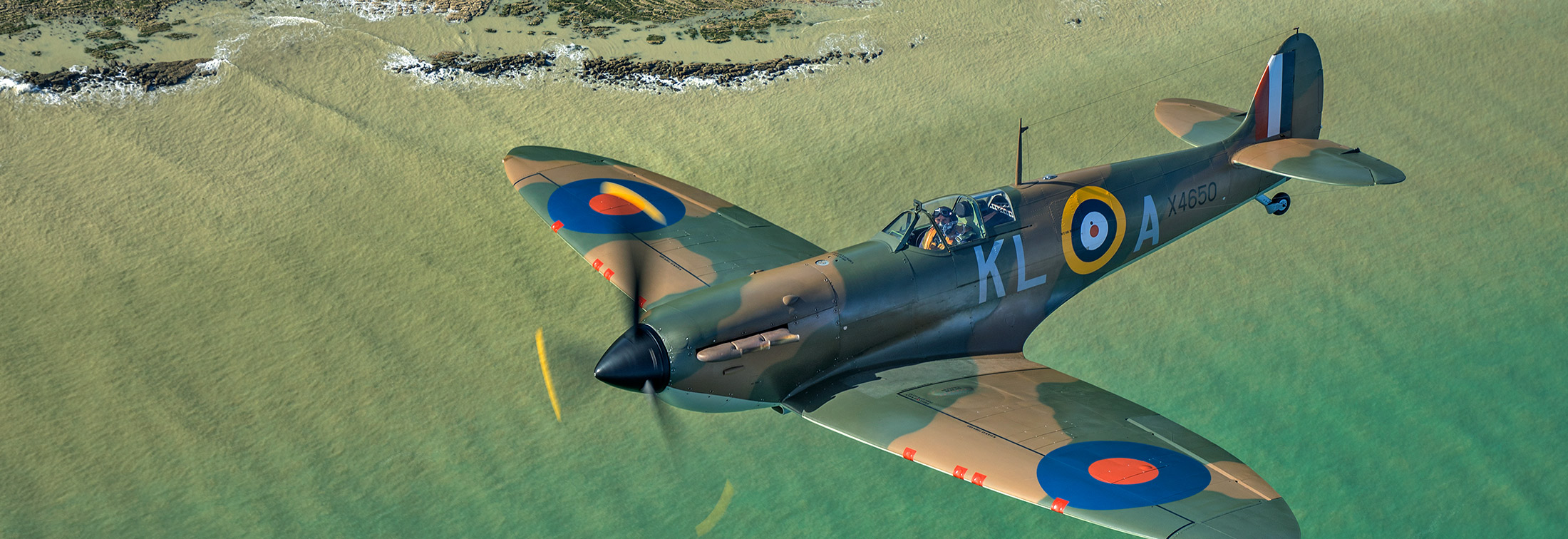 Spitfire - The plane's story as told by the last-surviving combat veterans