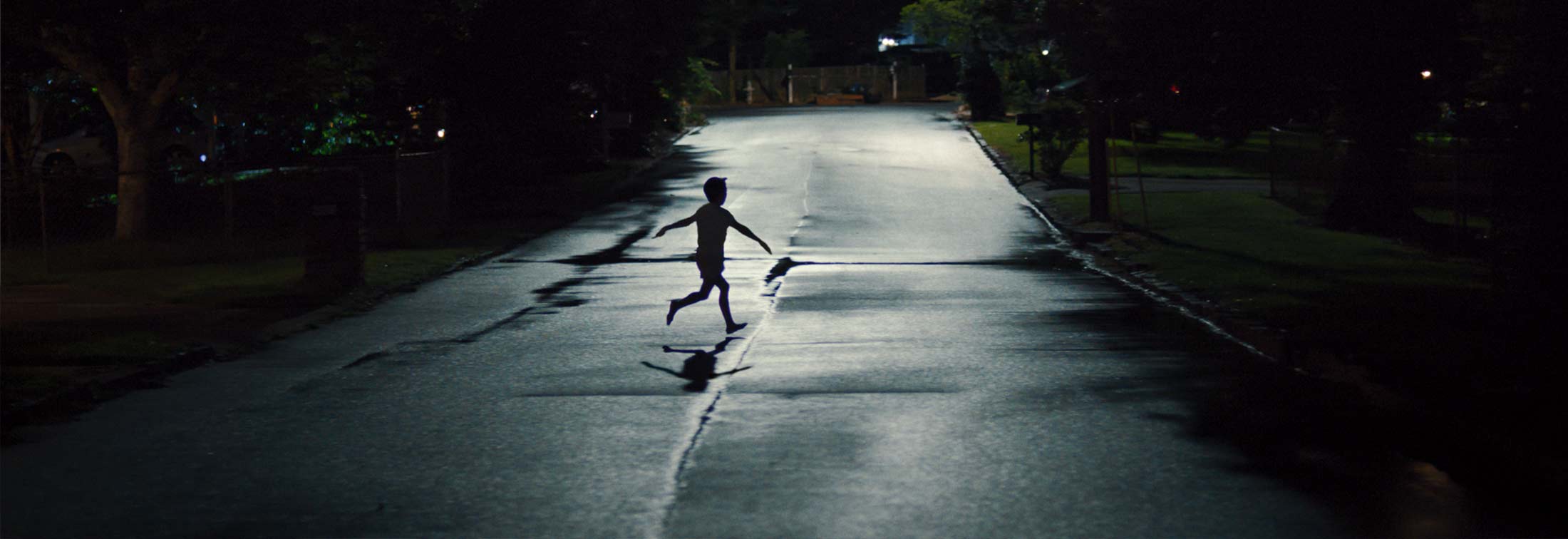 Weapons - Zach Cregger hits the bullseye with his new horror thriller